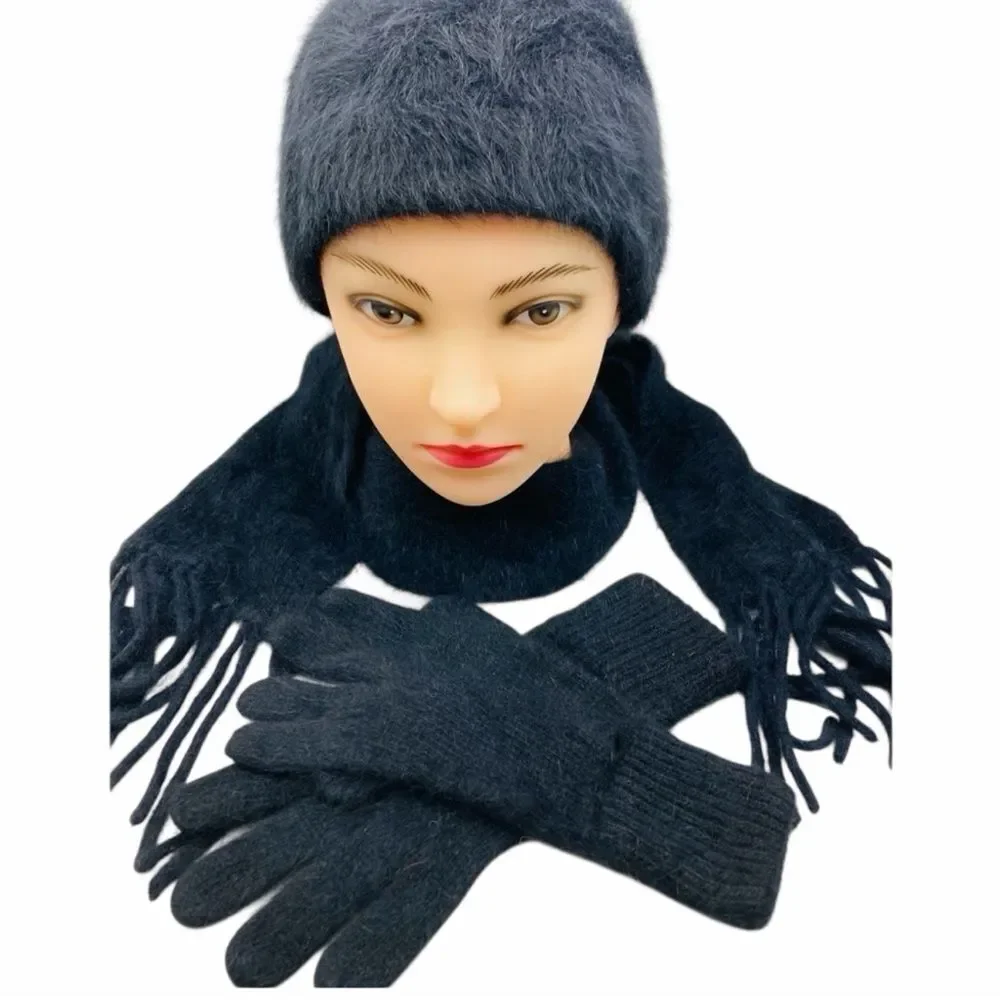 Rabbit Fur Blend Elegant Black Winter Accessory Set NWOT